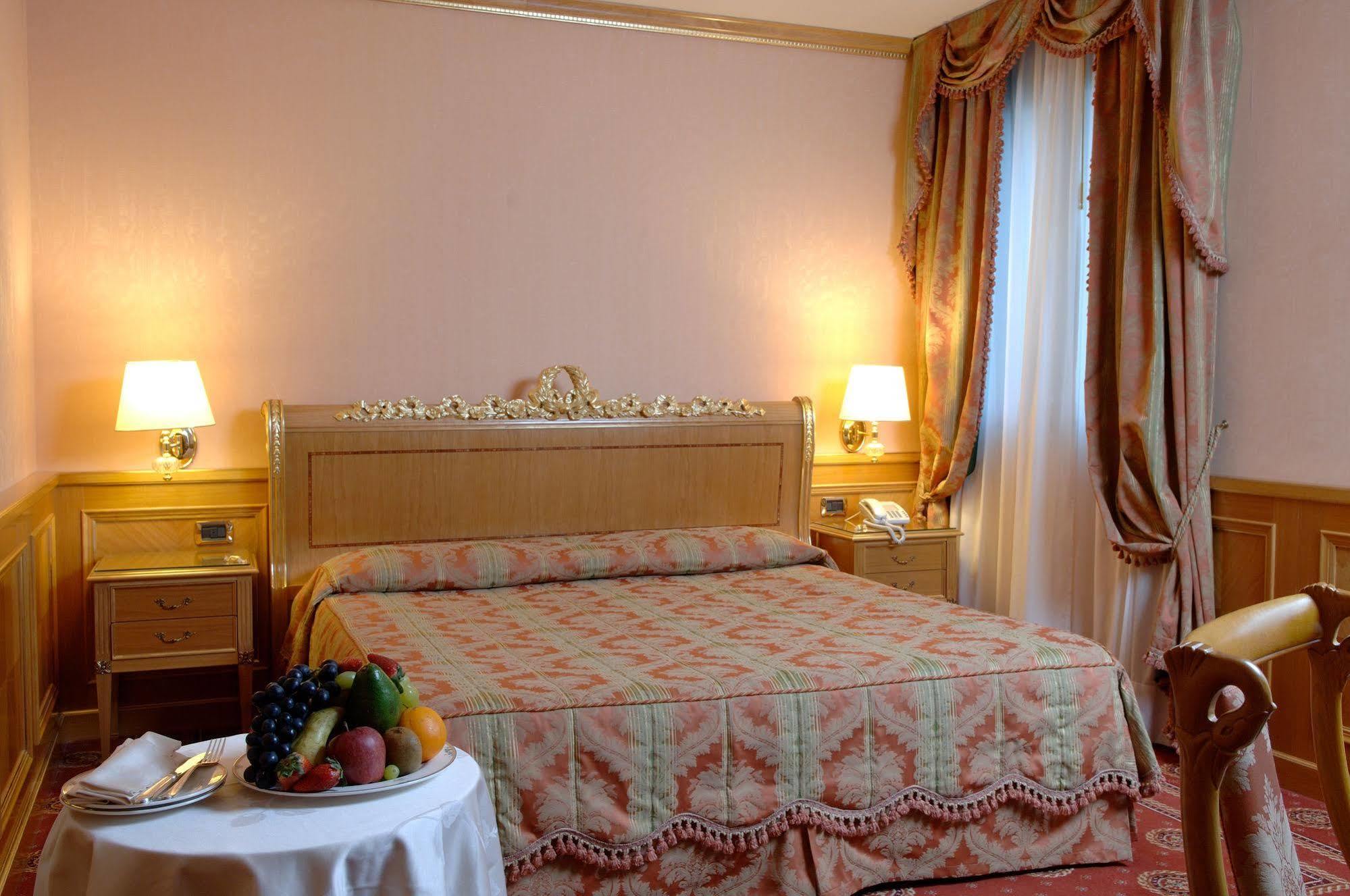 Andreola 4* Milaan